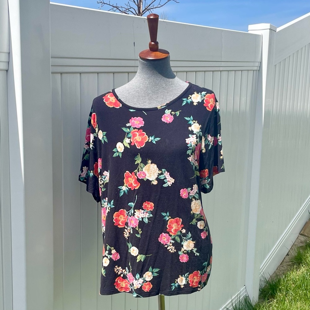 🔥 Old Navy lightweight rayon tee